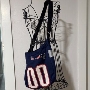 Patriots Navy Blue Crossbody Bag